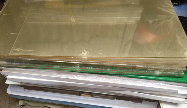 有机玻璃.jpg 有机玻璃.jpg